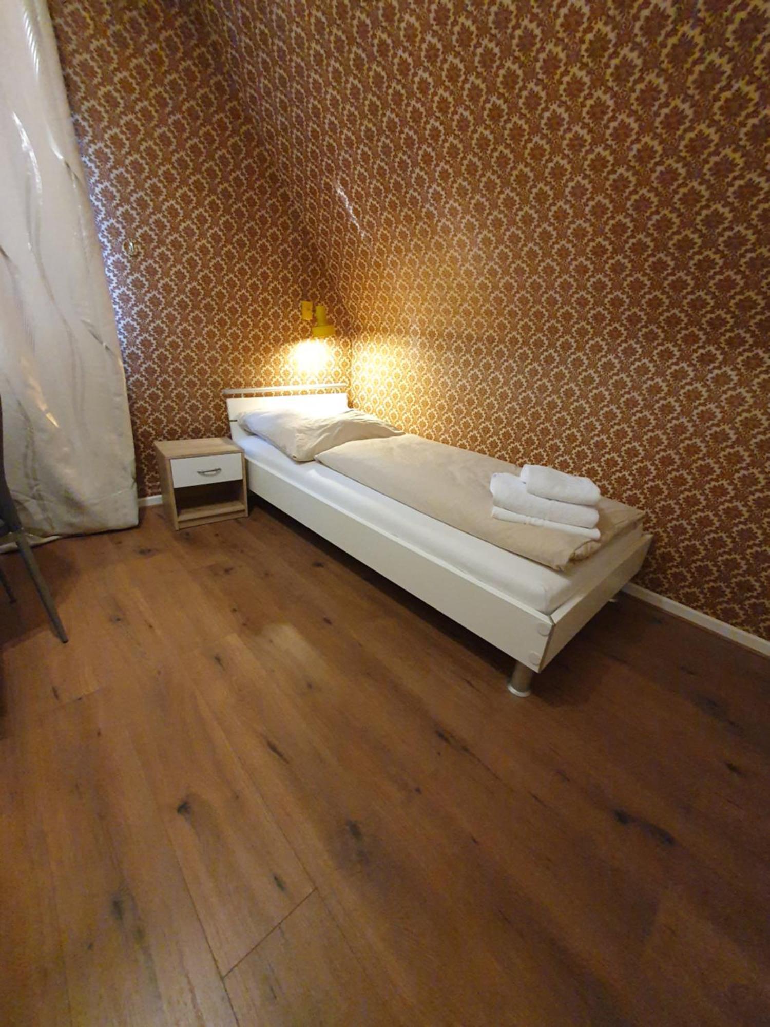 Privatzimmer An Der Uniklinik Mayence Extérieur photo